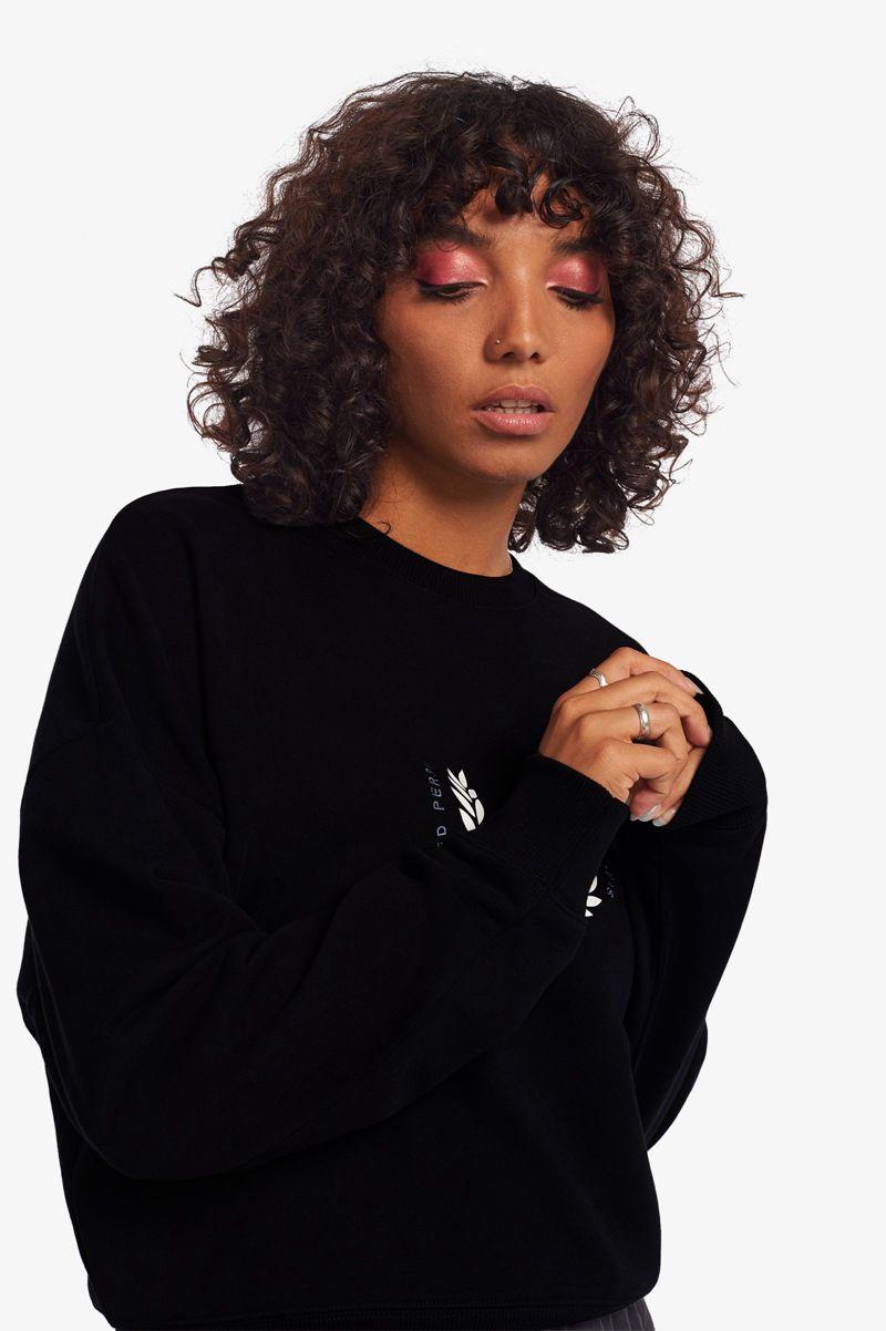 Black Fred Perry Laurel Wreath Women's Sweatshirts | PH 2006QMAZ